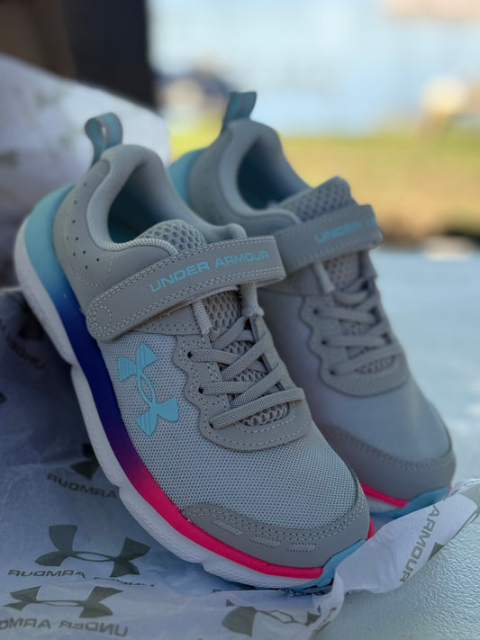 Under Armour Assert 10 Sneakers Girls Running Shoes US 2 Y Gray Stream